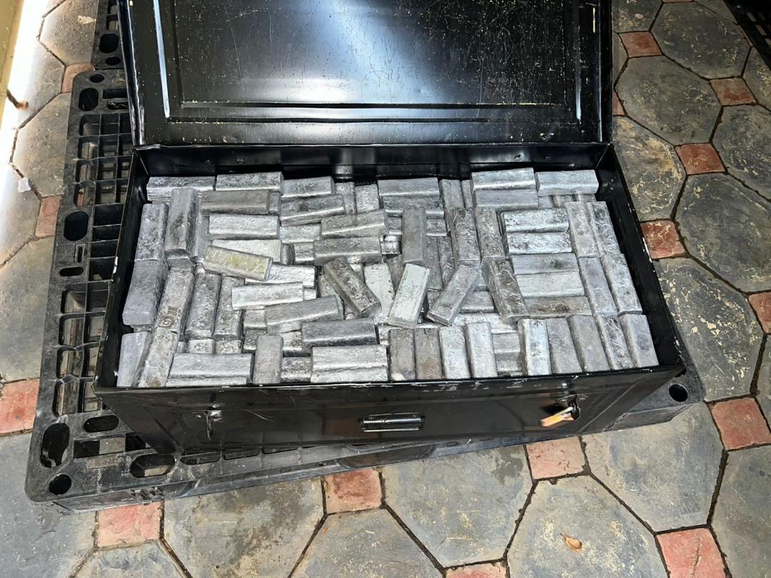 Refined Tin Ingots 99.99% (Sn) — Sealed Export Box