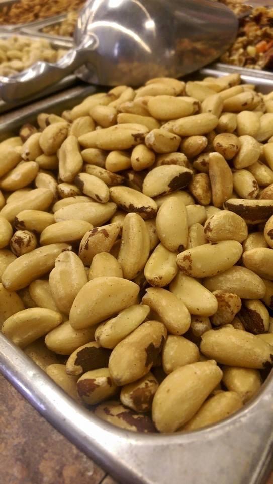 Blanched Brazil Nuts (Bulk Catering)