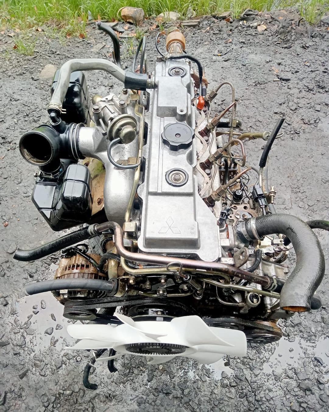 Used Mitsubishi 4D56 Diesel Engine — Complete
